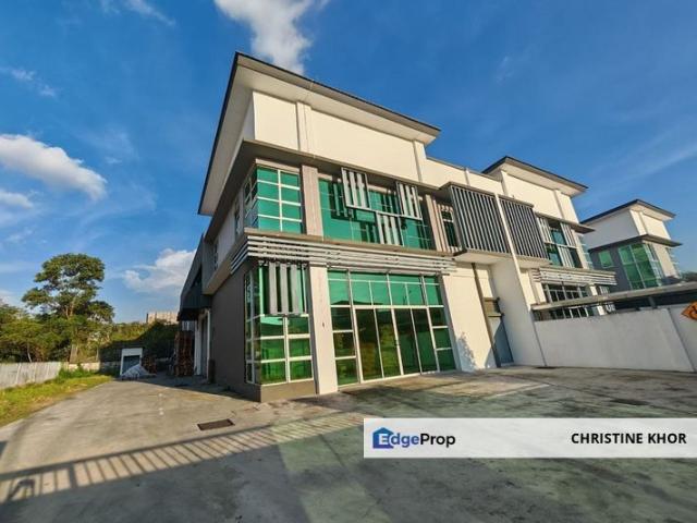 Warehouse for sale in Taman Kempas Utama, Johor Bahru