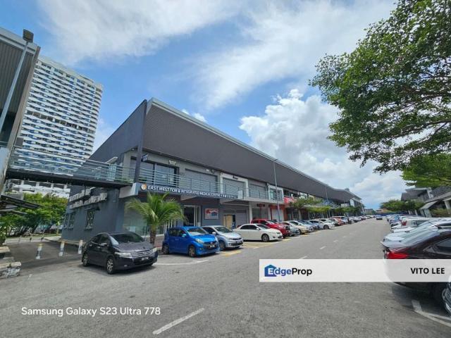 Shop for rent in Malaka