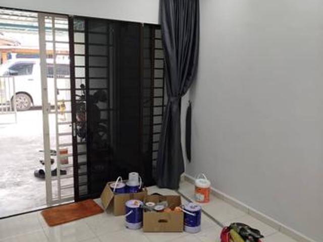 Townhouse for sale in Malaka