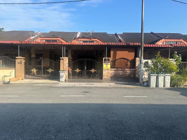 Terraced House for sale in Batu Pahat, Johor