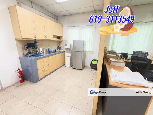 Warehouse for rent in Petaling, Damansara Damai