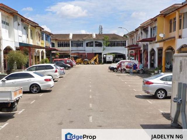 Shop for sale in Kulai, Johor