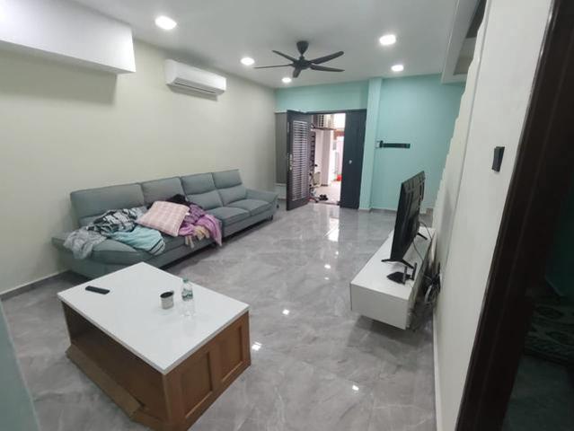 Terraced House for rent in Country Heights Damansara, Kuala Lumpur