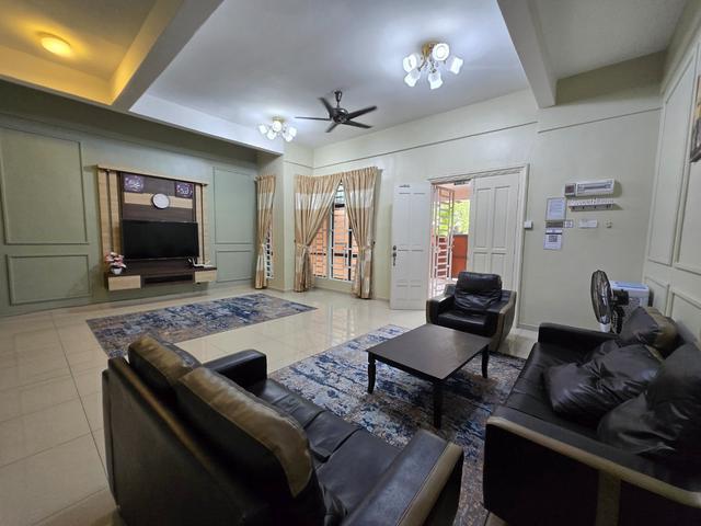 Terraced House for rent in Malaka