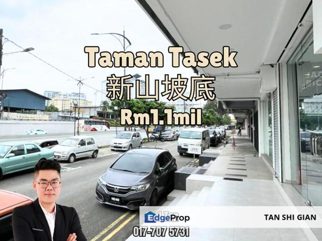 Shop for sale in Johore Bahru, Johor