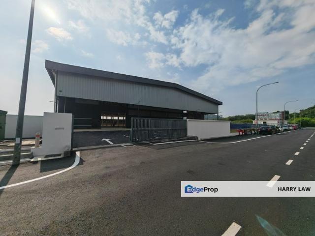 Warehouse for sale in Malaka