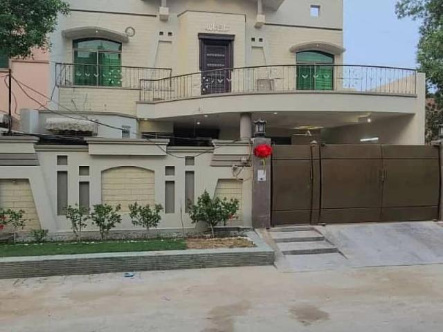House for sale in Faisalabad, Islamabad Capital Territory