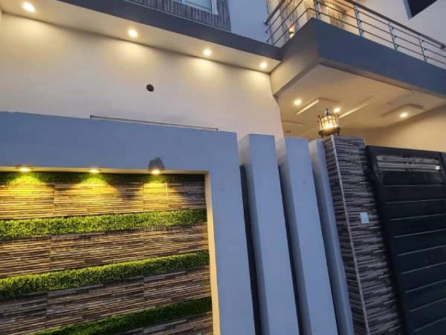 House for sale in Faisalabad, Islamabad Capital Territory