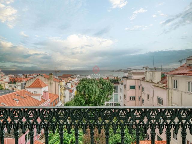Apartamento venda em Estrela, Lisboa