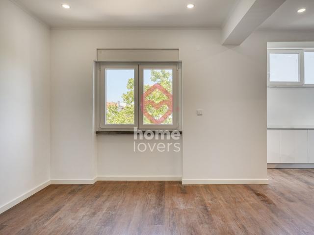 Apartamento venda em Amadora, Lisboa