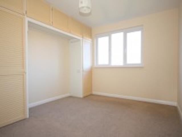 Apartment for rent in Horsell, Woking