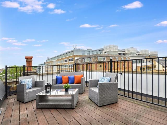 Apartment for rent in Street, Somerset