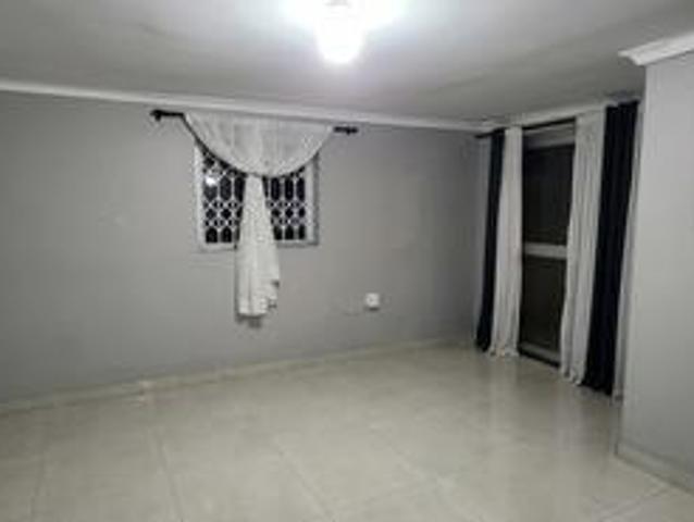 Apartment for rent in Seaview, Kwazulu-natal