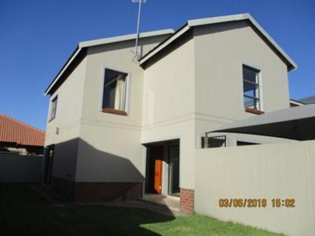 Townhouse for rent in Sundra, Mpumalanga