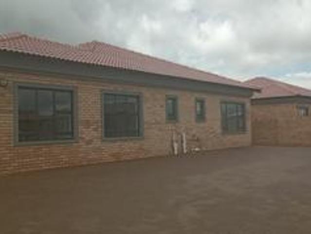 Townhouse for rent in Sundra, Mpumalanga
