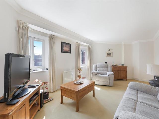 Apartment for rent in Red Hill, Surrey
