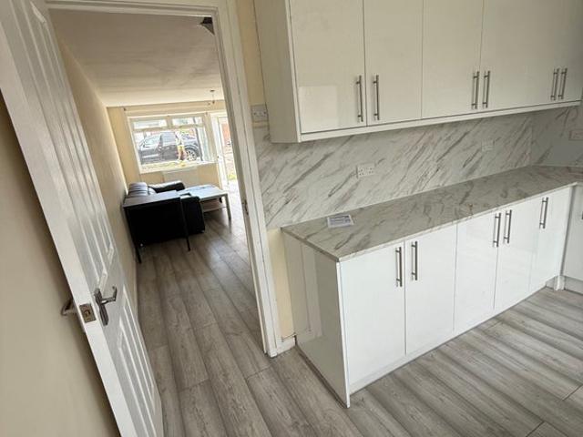 House for rent in Baberton, Juniper Green
