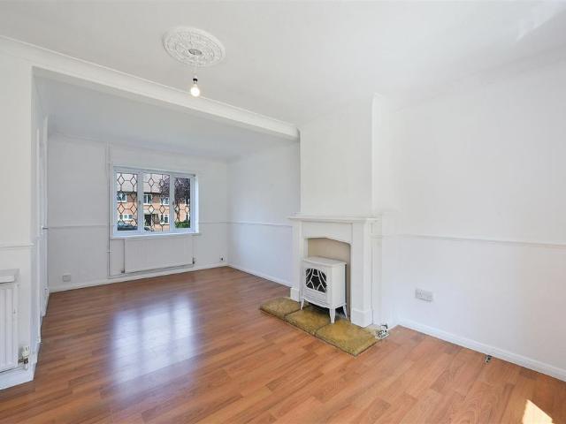 House for rent in Nork, Red Hill