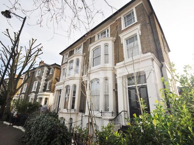 Apartment for rent in Archway, Cat Hill