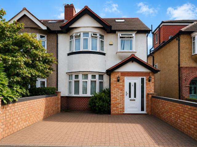 House for rent in London Borough of Hounslow, Spring Grove