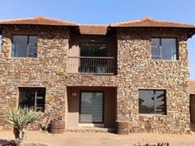 Townhouse for rent in Sundra, Mpumalanga