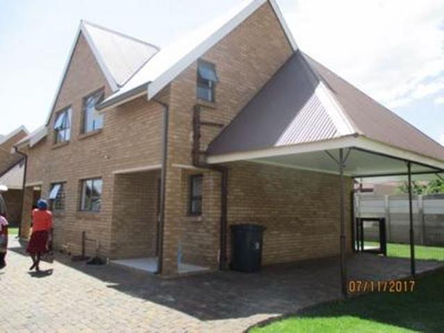 Townhouse for rent in Sundra, Mpumalanga