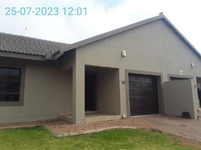Townhouse for rent in Sundra, Mpumalanga
