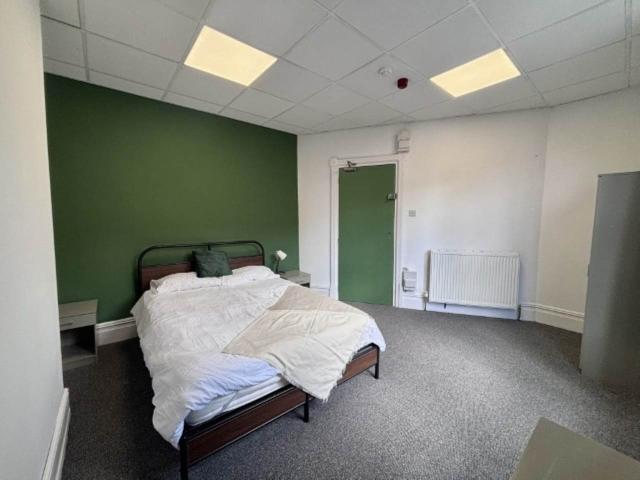 Room for rent in Armley, West Yorkshire