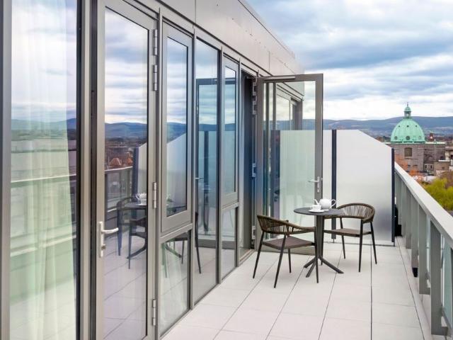 Apartment to rent in Bluebell, North Tipperary
