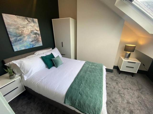 Room for rent in Burley, West Yorkshire