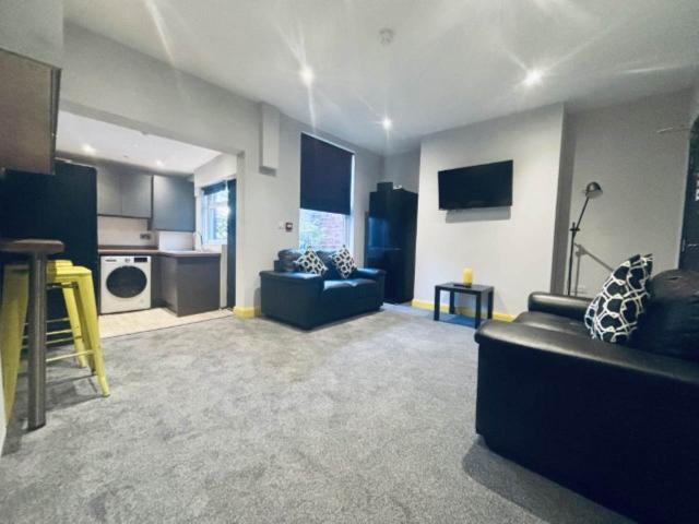 Room for rent in Wortley, West Yorkshire