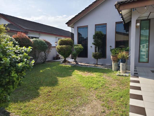 Bungalow for sale in Wellesley, Penang