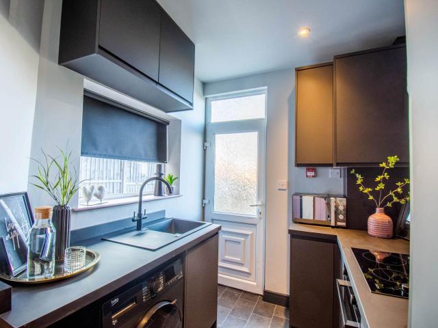 Room for rent in Whitkirk, Austhorpe