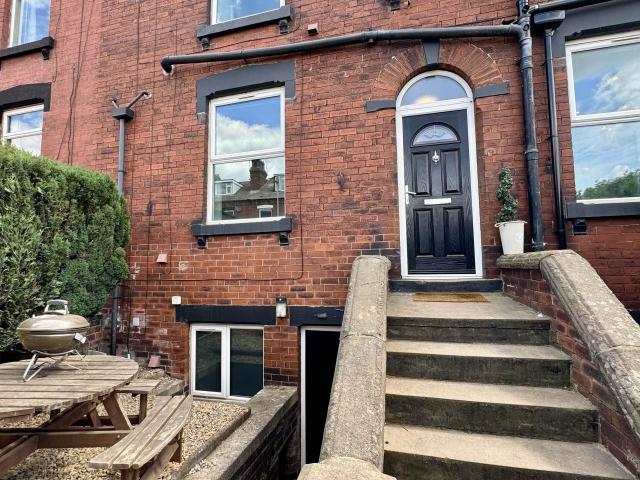 Room for rent in Burley, Leeds