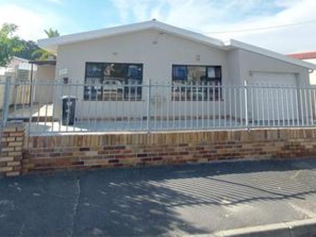 House for rent in Goodwood, Western Cape