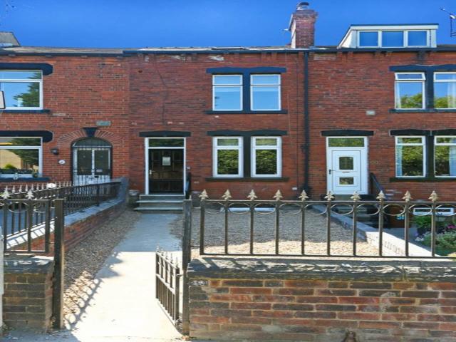 Room for rent in Farnley, West Yorkshire