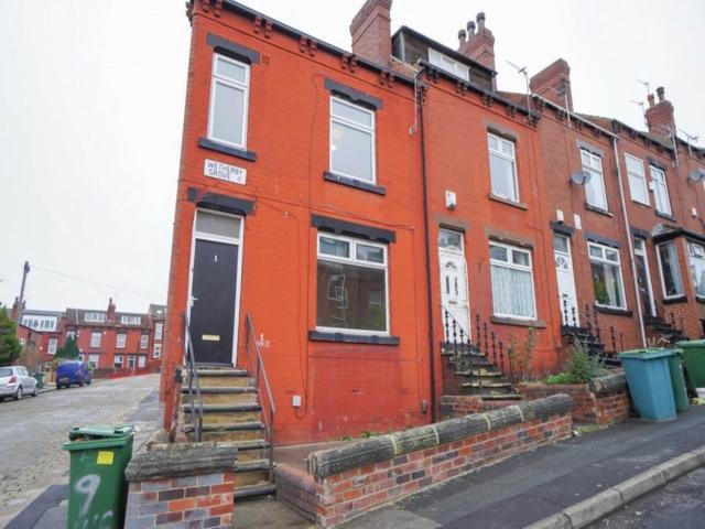 Room for rent in Burley, West Yorkshire