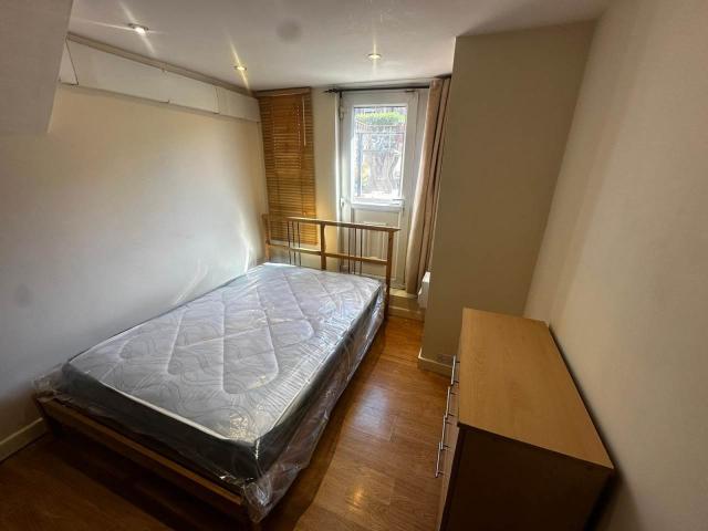 Room for rent in Burley, Leeds