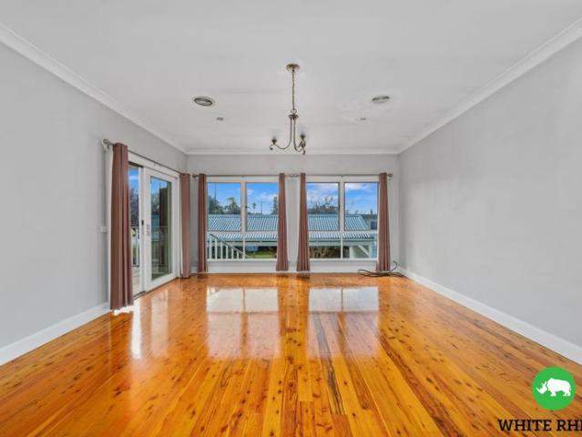House for rent in Queanbeyan