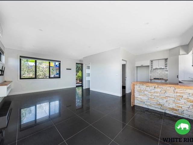 Townhouse for rent in Googong, Queanbeyan-Palerang Regional Council