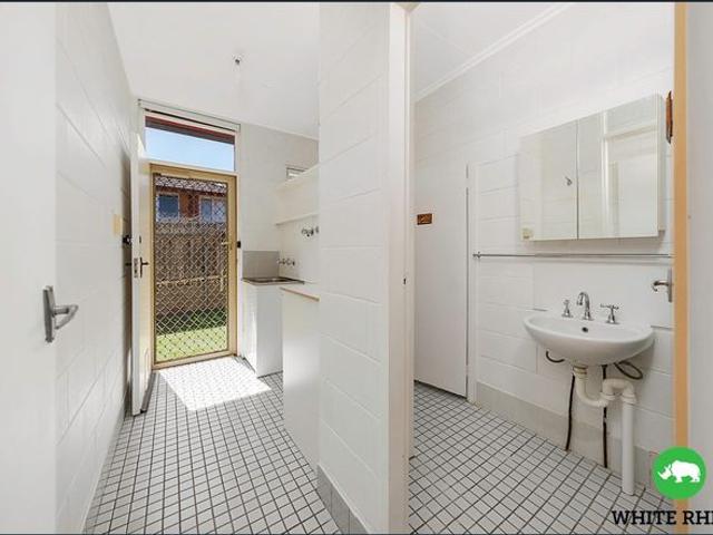 Townhouse for rent in Queanbeyan, New South Wales
