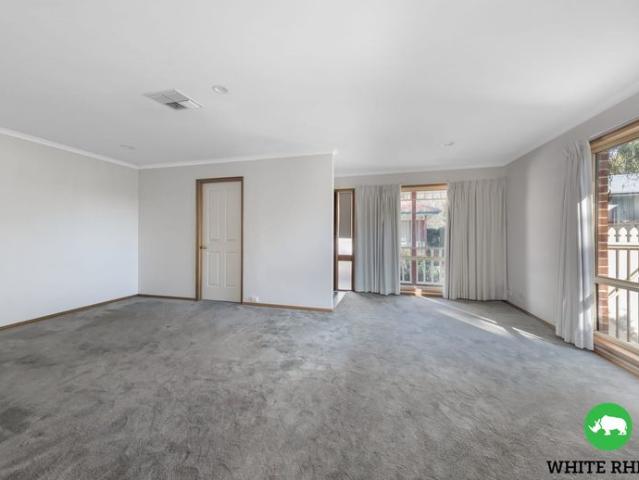 Townhouse for rent in Queanbeyan, New South Wales