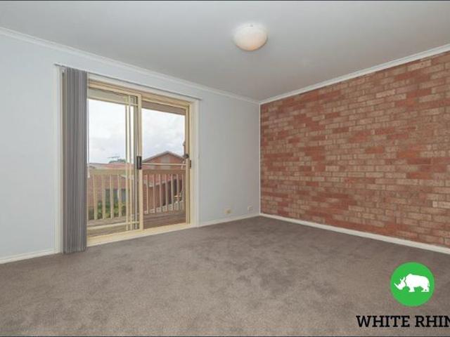 Townhouse for rent in Queanbeyan, New South Wales