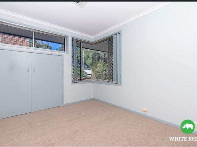 Townhouse for rent in Queanbeyan, New South Wales