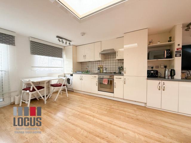 Apartment for rent in Brownswood Park, Stoke Newington
