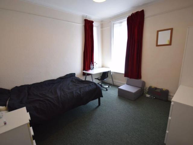House for rent in Charminster, Bournemouth