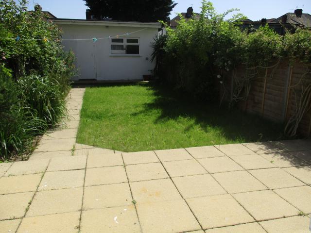 House for rent in Kingsbury, Greater London