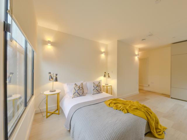 Apartment for rent in Farley Hill, Spring Park