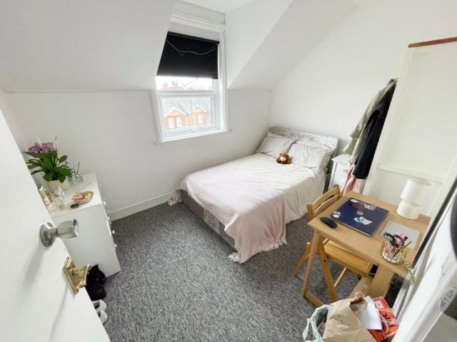 House for rent in Lansdowne, Springbourne