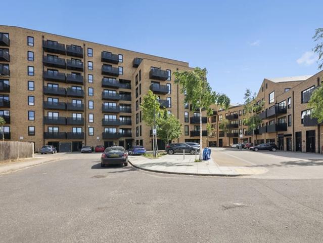 Apartment for rent in London Borough of Ealing, Hanwell